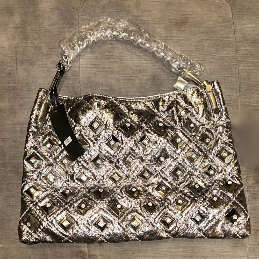 Very Rare Street Level Glamorous Silver Quilted Shoulder Bag